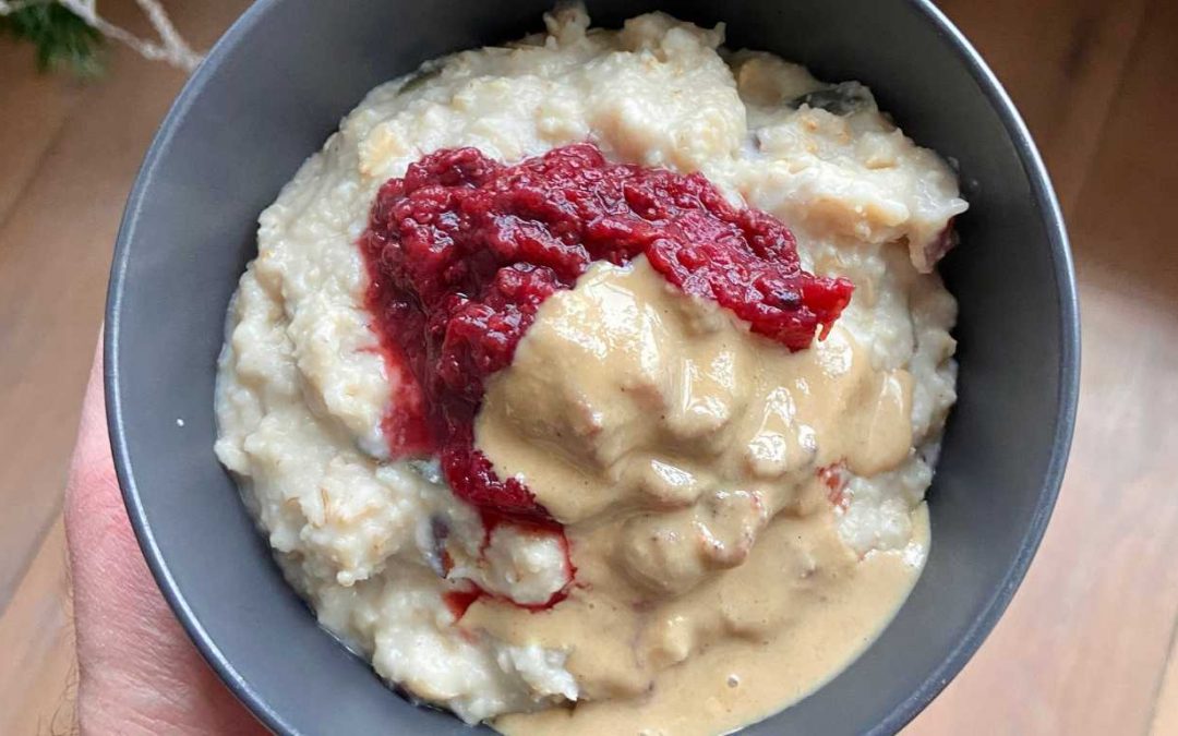 Flaked Quinoa, Millet & Oat Porridge